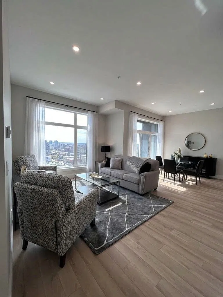 165 McLaughlin Dr. — Photo 1