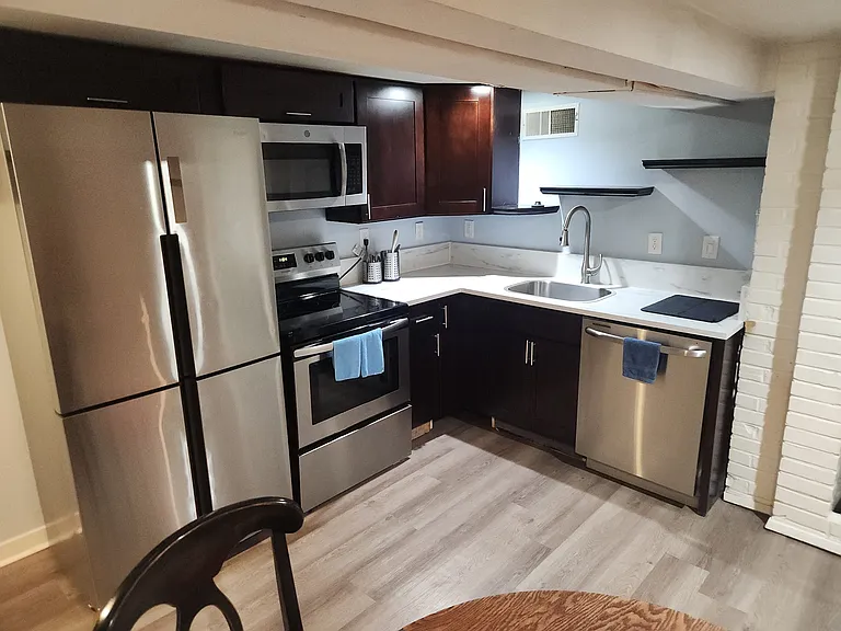 4730 SE Meldrum Ave #BASEMENT — Photo 3