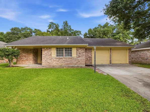 823 Red Rock Canyon Dr, Katy, TX 77450