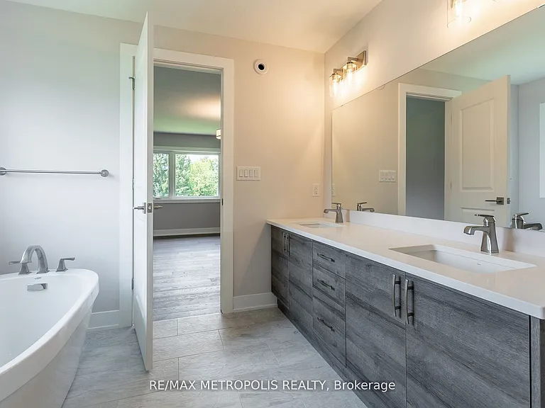 297 Whiting St #8 — Photo 39