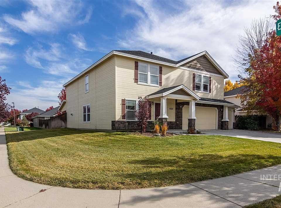 1st image of 4502 N Heritage Woods Way