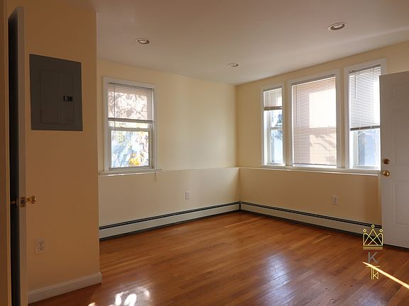 3rd image of 20 Magoun St #1