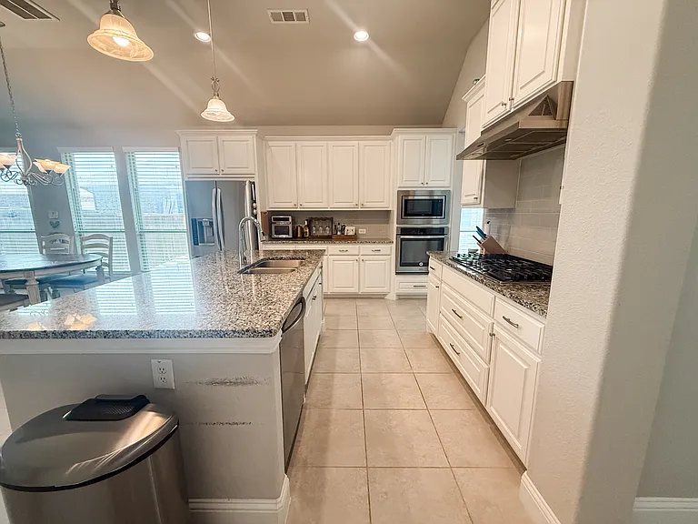 4245 Brookstone Dr — Photo 7