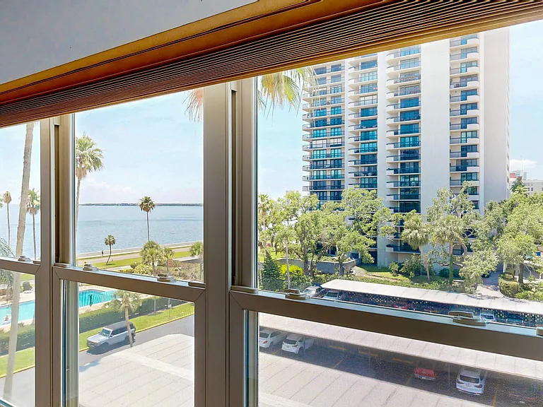 2401 Bayshore Blvd #502 — Photo 27