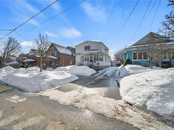 5th image of 141 Samuel St