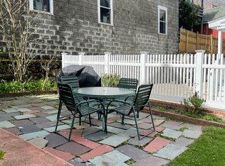 160 Walnut St #1, Somerville, MA 02145