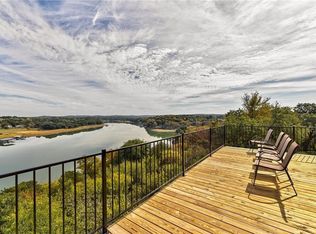 713 Nomad Dr, Spicewood, TX 78669
