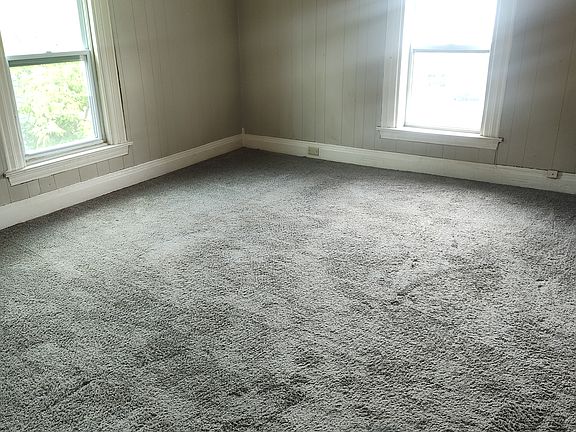 3rd image of 104 Lafayette St #B