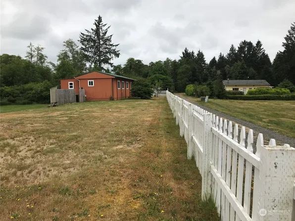 9908 Elm Lane, Long Beach, WA 98631