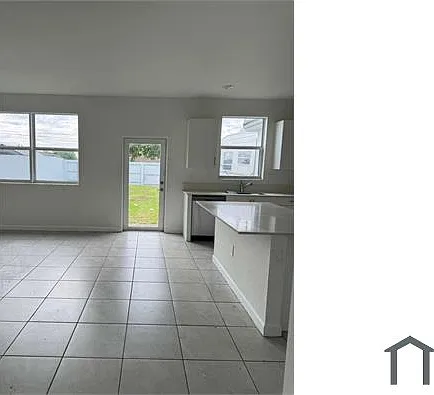 4 bed, 2500 sqft, $4,200 — Photo 4