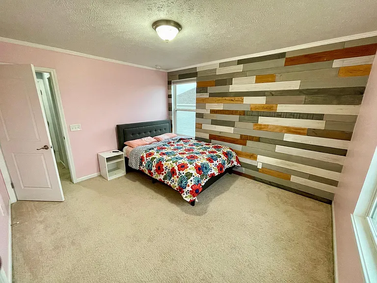 2038 Fieldcrest Ln — Photo 27
