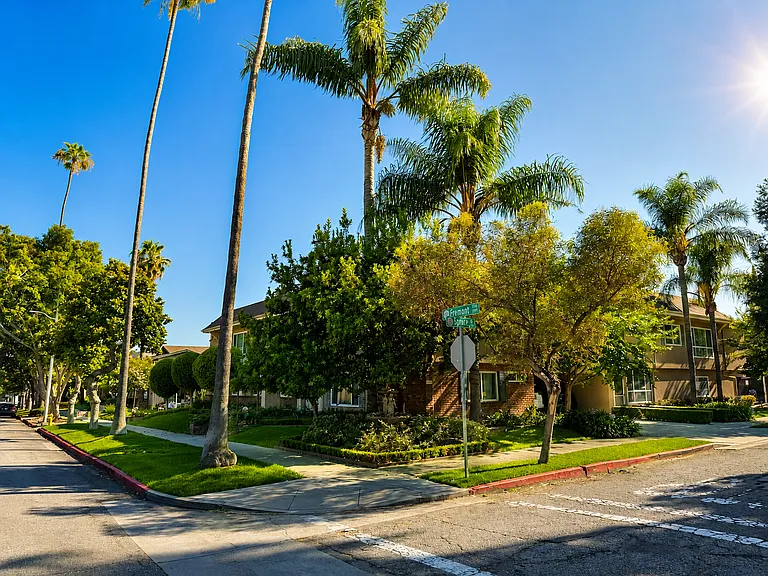 1807 Fremont Ave #102 — Photo 4