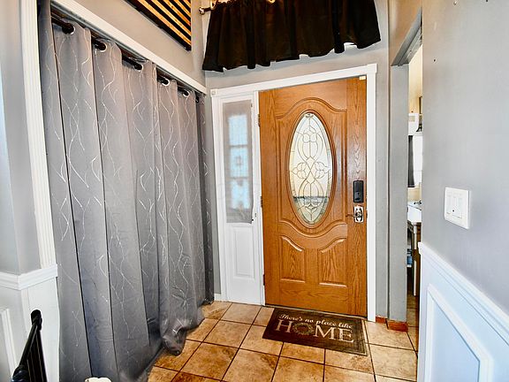 3rd image of 1394 Tilia Ct