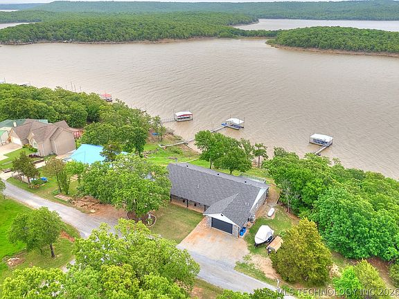 2nd image of 218 Nakomis Cir