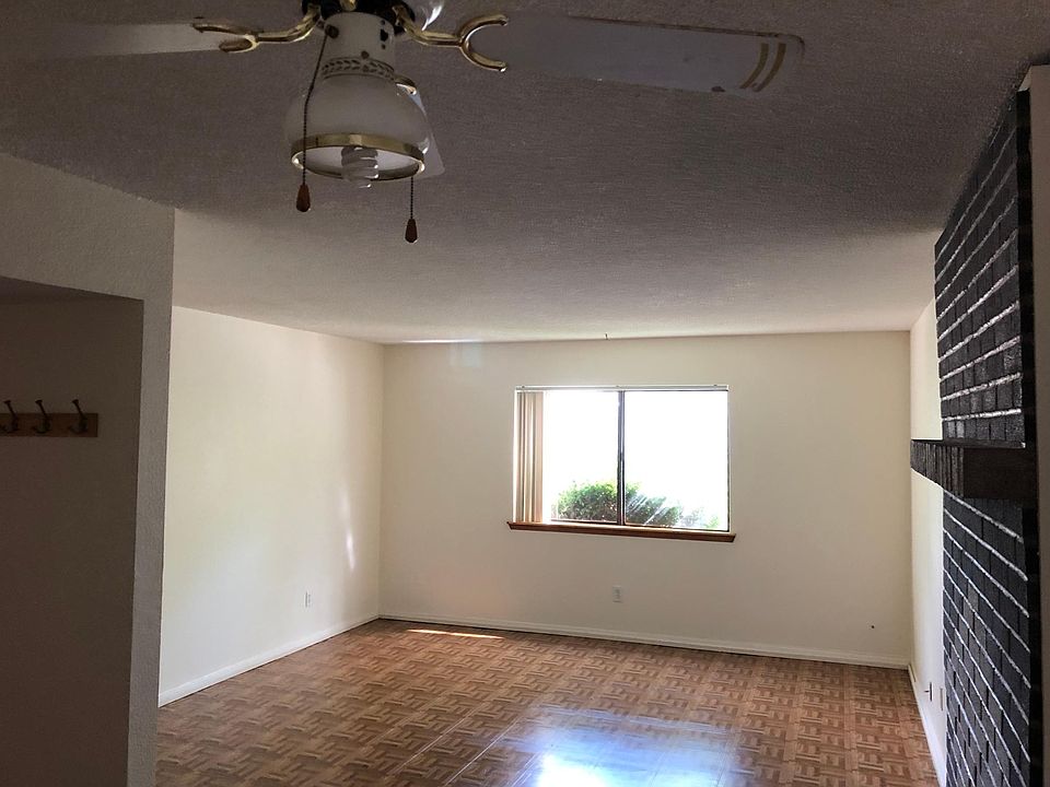 Photo of Livingroom taken from dining area