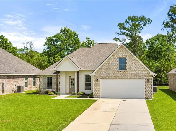 273 Hidden Cypress, Belle Chasse, LA 70037