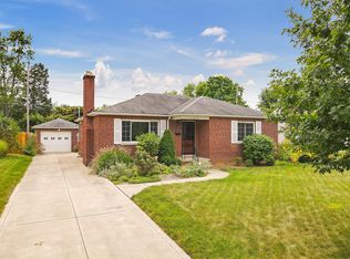 2079 Langham Rd, Columbus, OH 43221