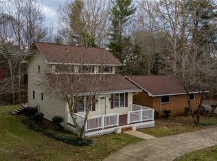 306 Riverview Rd, Taylorsville, NC 28681