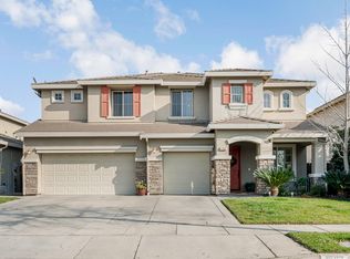 1702 N Vickie St, Visalia, CA 93291