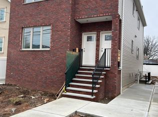 465 Stewart Ave, Staten Island, NY 10314