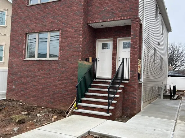 465 Stewart Ave, Staten Island, NY 10314