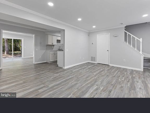 5th image of 4801 Underwood Ct