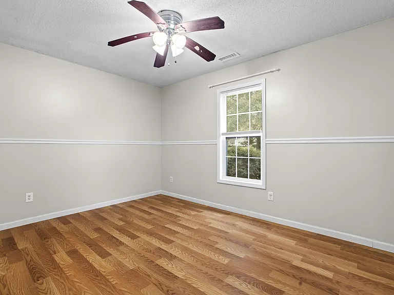 206 Chokecherry S — Photo 19