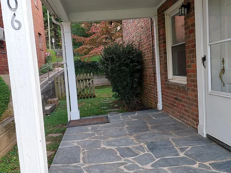 2306 Longview Ave SW — Photo 18