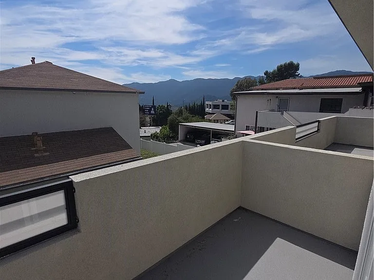 2515 B Foothill — Photo 16