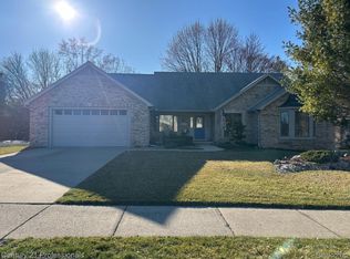 17367 Ellen Dr, Livonia, MI 48152