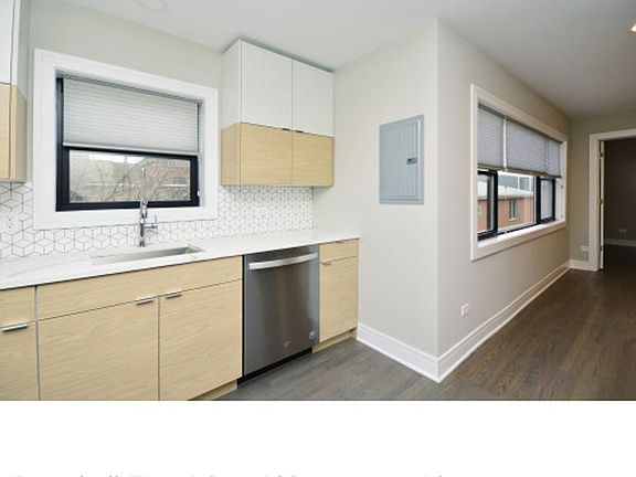 5th image of 5710 N Hermitage Ave Unit 202-5708-2