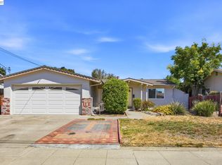 33438 University Dr, Union City, CA 94587