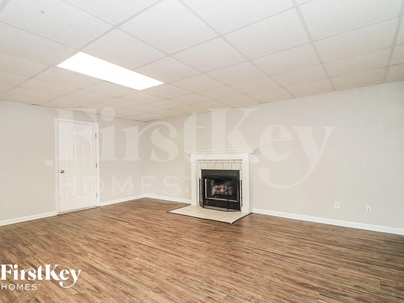 3 bed, 2.0 bath, 1613 sqft, $2,250 — Photo 3