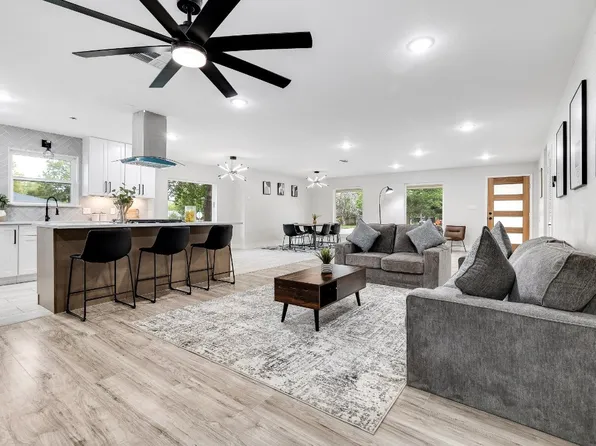 1116 Billie Ruth Ln, Hurst, TX 76053