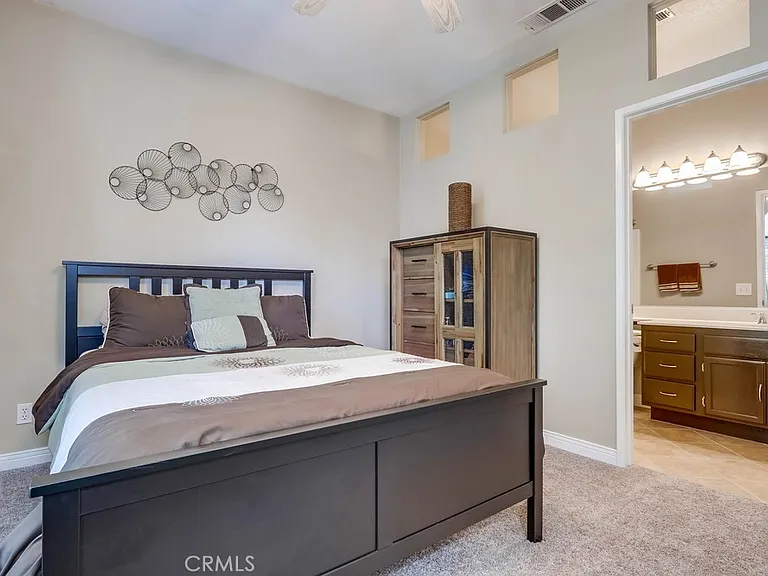 54 Santa Barbara Ct — Photo 24