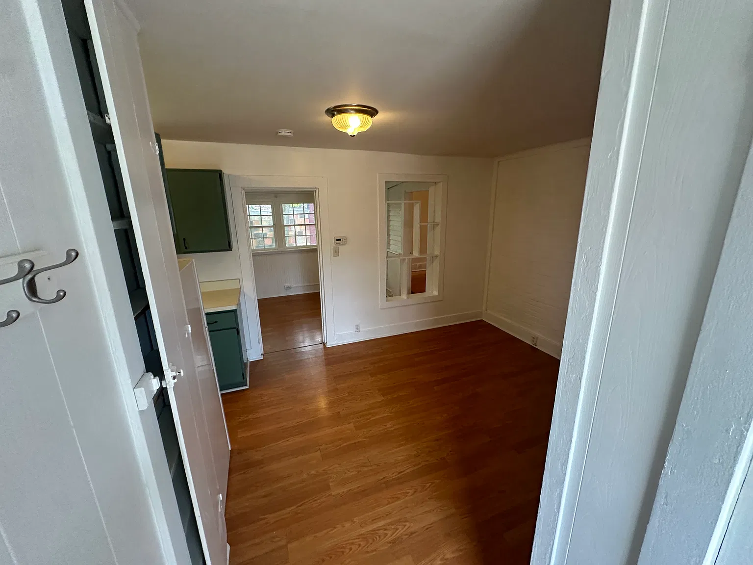 1 bed, 600 sqft, $995 — Photo 4