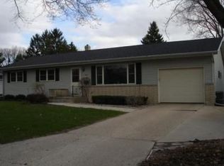 245 Chapin St, Columbus, WI 53925