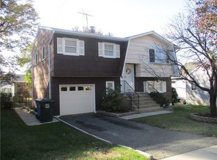 83 Loretta St, Hopelawn, NJ 08861