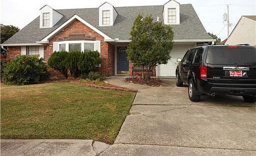 1st image of 2727 Cupid St