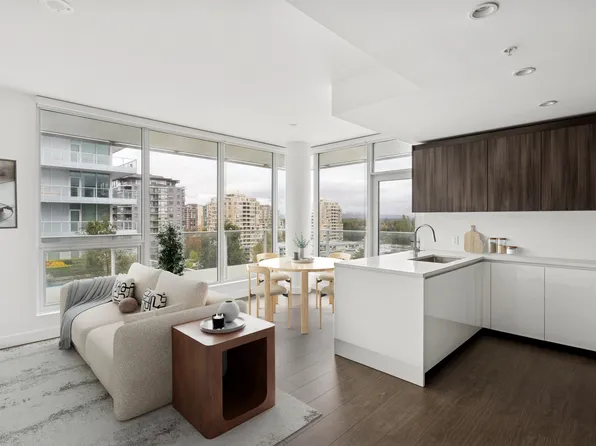 8133 Cook Rd #1012, Richmond, BC V6Y 1T9