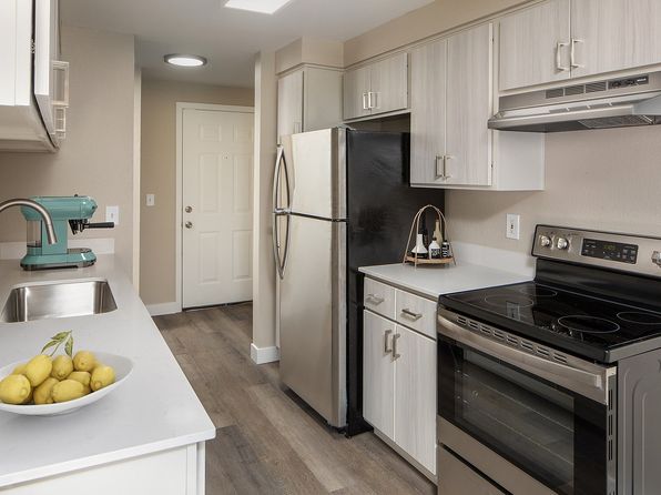 1500 SW Pleasant View Dr #J-239