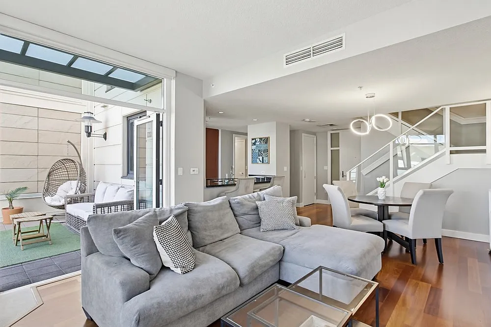 1169 Pacific Hwy — Photo 4