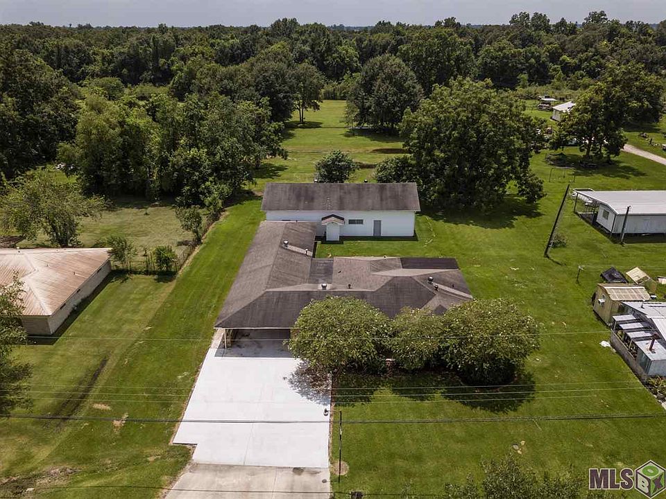 1st image of 58135 Homestead Dr