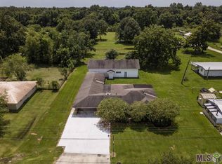 58135 Homestead Dr, Plaquemine, LA 70764