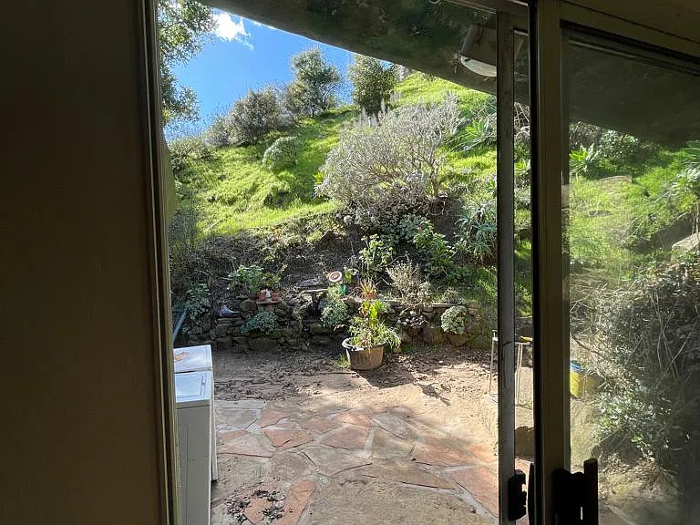 W Mountain Dr — Photo 24