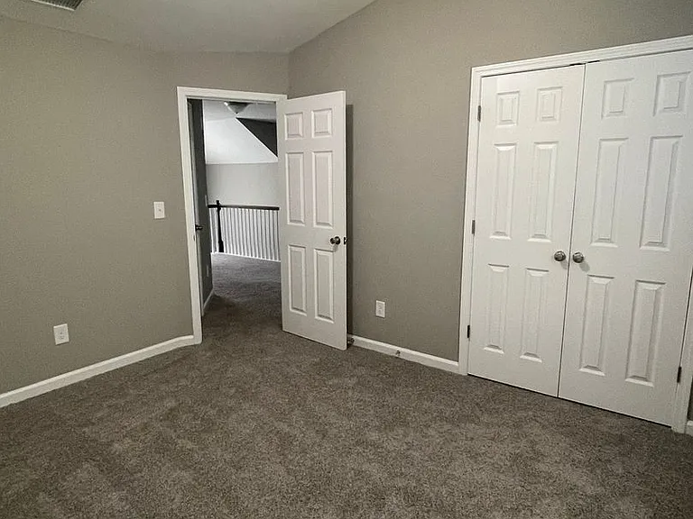 4599 Lexington Rd — Photo 7