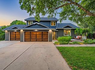 2040 S Cooper Ct, Wichita, KS 67207
