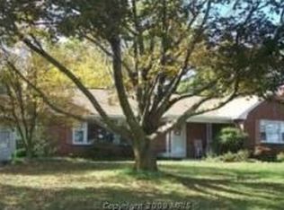 1168 Eagle School Rd, Martinsburg, WV 25404