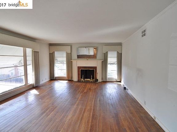 4th image of 4007 Brown Ave