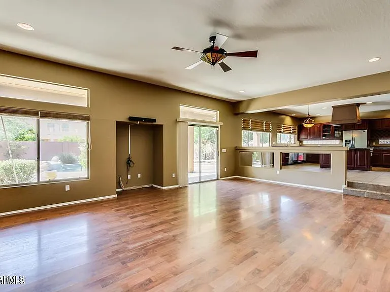 1705 E Coconino Dr — Photo 13